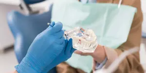 Implantes con Regeneración Ósea